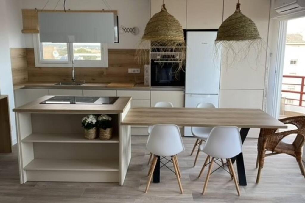Precioso Apto Miami Primera Linia Playa Cala De Las Sirenas, Con Wifi Y Netflix, Adecuado Para Teletrabajar Miami Playa Luaran gambar