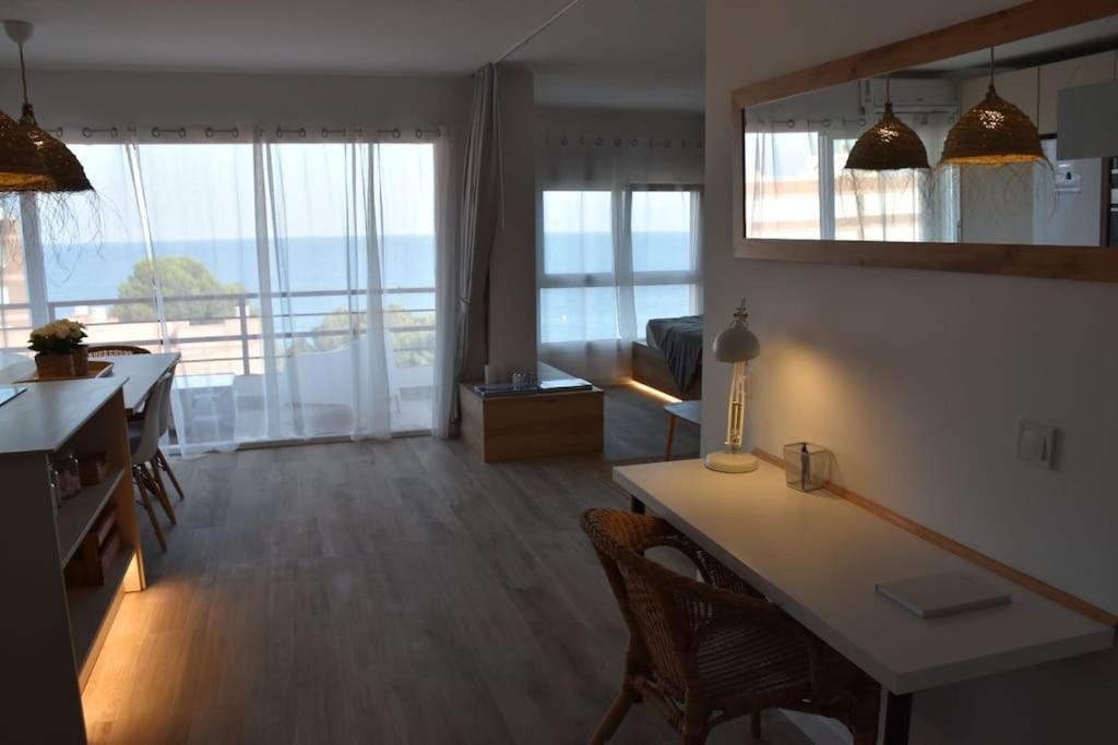 Precioso Apto Miami Primera Linia Playa Cala De Las Sirenas, Con Wifi Y Netflix, Adecuado Para Teletrabajar Miami Playa Luaran gambar
